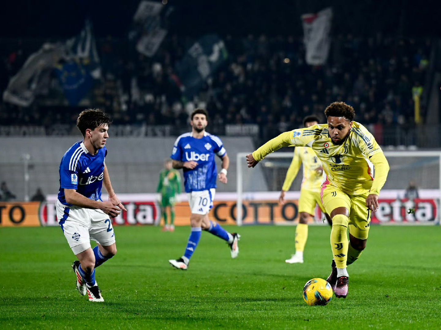 关于转折点!尤文图斯内部沟通,欧冠赛后攻防权衡,管理层满意,控场能力受关注的信息 关于转折点!尤文图斯内部沟通,欧冠赛后攻防权衡,管理层满意,控场能力受关注的信息