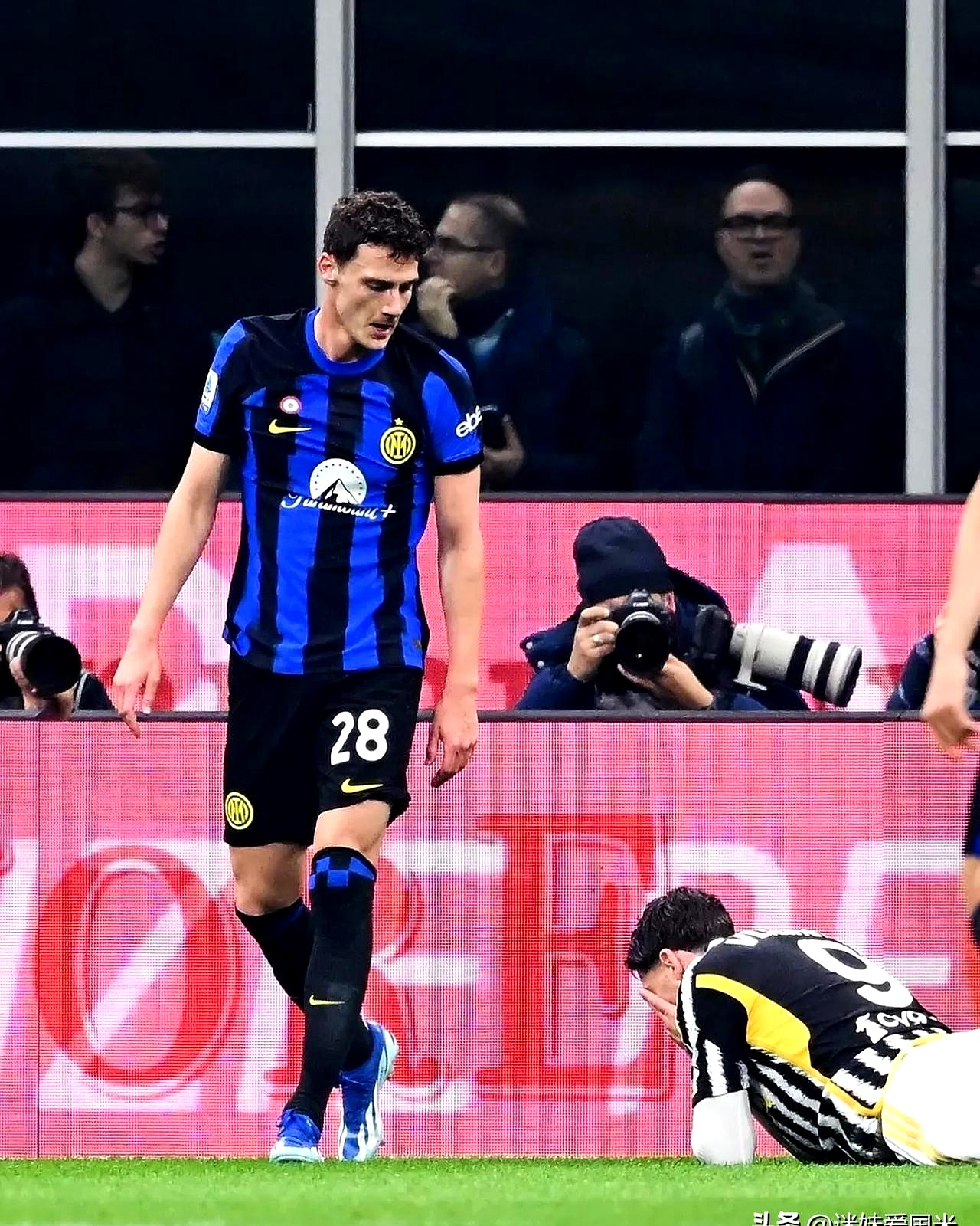 关于转折点!尤文图斯内部沟通,欧冠赛后攻防权衡,管理层满意,控场能力受关注的信息 关于转折点!尤文图斯内部沟通,欧冠赛后攻防权衡,管理层满意,控场能力受关注的信息